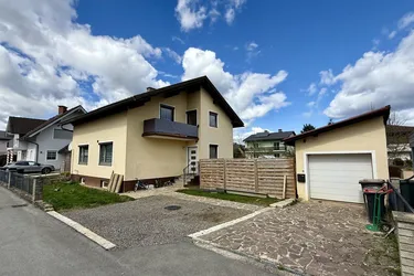Einfamilienhaus am Rande der Stadt!