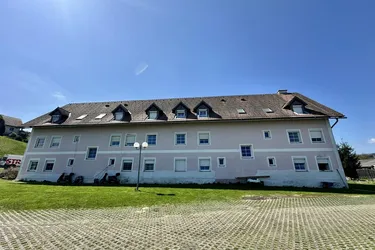 Attraktives Zinshaus in Eibiswald: Pflegeleichtes Renditeobjekt mit Grünblick!