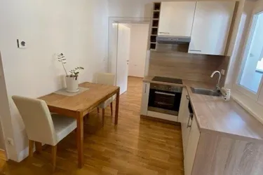 Vomp: Neuwertige 2 - Zimmer - Wohnung zu vermieten ( Provisionsfrei )