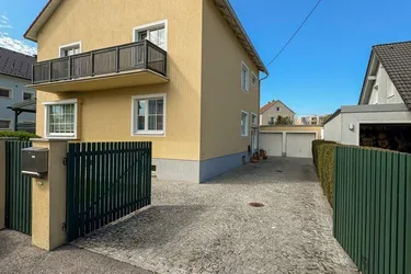 Zuhause ankommen: Hochwertig saniertes Haus mit Pool und Top-Ausstattung in Linz