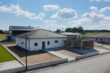 Neues Zuhause in Mühlheim am Inn: 4 Zimmer, Garten, Terrasse – Ihr Erstbezug!