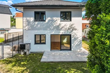Freistehendes Einfamilienhaus mit Keller – 166m2 Nutzfläche - Ökologisch, modern, sofort bezugsfertig