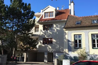 Expose Penthouse Wohnung mit Weitblick und 2 Balkonen