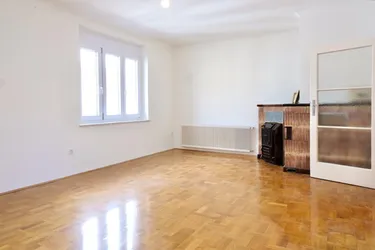 Wunderschöne Balkonwohnung am Spitz