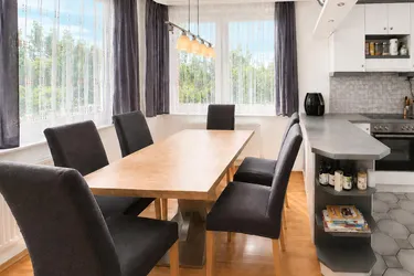 Viel Platz zum Wohlfühlen – Charmante Eigentumswohnung mit Loggia in Bad Erlach