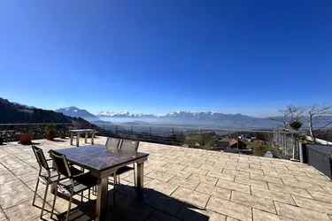 Charmante Maisonette-Wohnung in Dafins mit atemberaubender Aussicht!