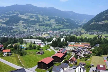 Attraktives Grundstück in ruhiger und zentraler Lage von Tschagguns!