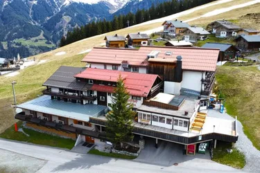 Ski-In/Ski-Out: Verpachtetes Hotel mit guter Rendite in bester Lage des Montafon!