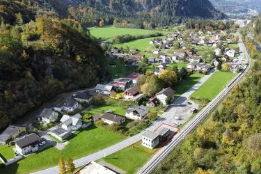 Mietobjekt: Gewerbefläche auf zwei Etagen mit Werkstatt oder Lagerraum!