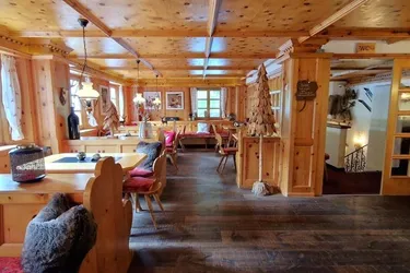 Gemütliches Restaurant mit Terrasse und Bar in beliebtem Skigebiet Gargellen zu verkaufen!