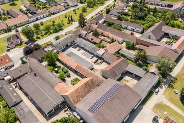 Lebendiges Unternehmen mit monatlichen Einnahmen von 10-12.000€