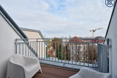 Luxus-Dachgeschosswohnung mit Galerie und zwei Terrassen in bester Lage des 9. Bezirks