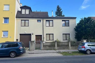 Ein- oder Mehrfamilienhaus mit 8 Zimmern in Strebersdorf mit Garage, Garten bei Straßenbahnstation 