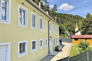 Expose Altbaujuwel - Traditioneller Landsitz nahe Gars am Kamp und Gföhl