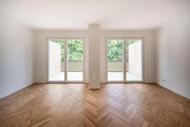 Generalsanierter Erstbezug mit großer Terrasse und Grünblick