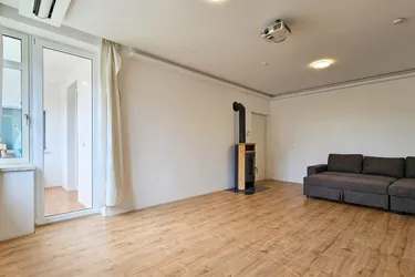 Außergewöhnliches Preis-Leistungs-Verhältnis | Kernsanierte 4-Zi-Wohnung | Sofort beziehbar