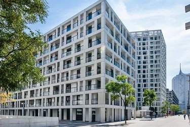 DC-Living! Fitnessraum, Sauna - Moderne 3-Zimmerwohnung mit Terrasse!