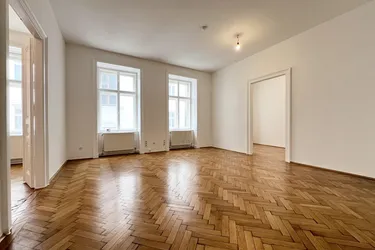 Geräumige 148 m² Stilaltbauwohnung mit 7 Zimmern in ruhigem Innenhof – ideal für Familie oder WG!