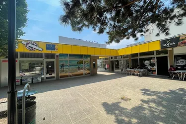 Ekazent Alma-Rose-Gasse - kleines Geschäft im Nahversorgungszentrum