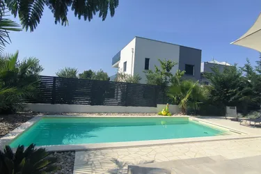 Villa mit Meerblick und Pool im Norden von Kroatien - Luxus pur!