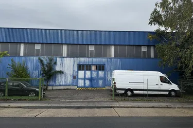 Moderne Halle mit 7 m Höhe und LKW-Zufahrt – ca. 4.445 m² im 21. Bezirk. Flexibel Nutzbar