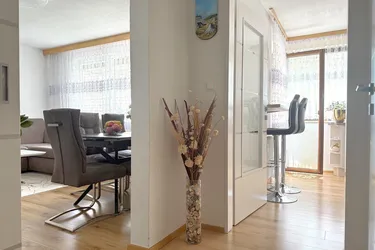 Rum: 3-Zimmer-Wohnung &amp; Südbalkon &amp; Garage