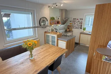 Oberperfuss: 3-Zimmer-Wohnung &amp; Wintergarten &amp; Loggia &amp; TG-Stellplatz