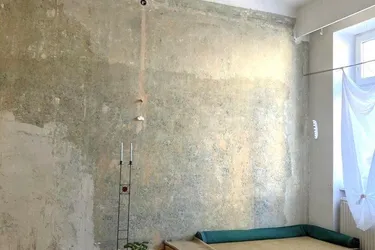 2 Zimmer Altbau-Wohnung mit Potential! im 17. Bezirk!