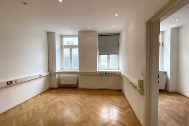 1170 Wien | Attraktives STUDIO, BÜRO |Renoviert, ca. 39 m² | Nähe AKH, Kreuzgasse