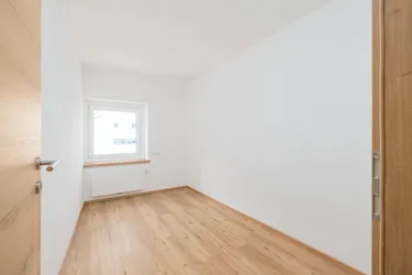 Erstbezug nach Renovierung: helle 3-Zimmer-Wohnung mit großzügigem Wohn-/Essbereich
