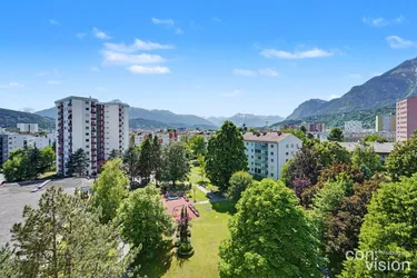 Hochwertig sanierte 4-Zimmer-Wohnung mit 3 Balkonen &amp; Bergpanorama in Innsbruck