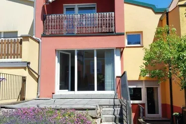 Gepflegtes Reihenhaus mit Terrasse/Garten, zwei Balkonen und Tiefgaragenplatz in Straßgang zu verkaufen!