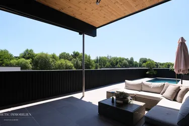 LEOMBACH – 500 m2 Penthouse mit Gewerbehalle - Modernes Wohnen und Arbeiten vereint