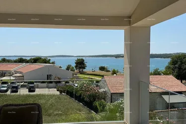 Haus Wunderschöne Villa in Top-Lage, Pošesi, Medulin!