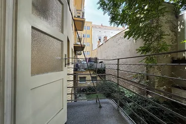Urbanes Wohnen in der Innenstadt - 3,5-Zimmer-Wohnung mit Balkon
