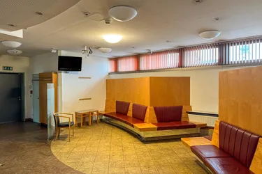 Penthousebüro oder Ordination nähe Mozartkreuzung | barrierefrei | beste Infrastruktur | Straßenbahn vor der Haustüre