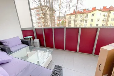 Expose 3 Zimmer Wohnung mit Loggia und Infrarot Heizung!