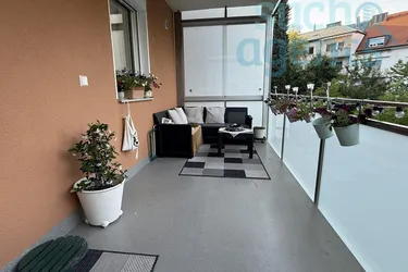 Großzügige 4 Zimmerwohnung mit Balkon Nähe Bahnhof