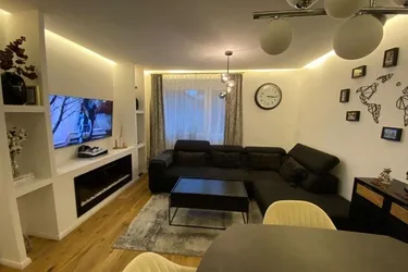 Hochwertig sanierte 2-Zimmerwohnung in top Lage