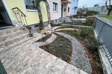 Expose Energieeffizientes Reihenhaus mit Garten und Terrasse