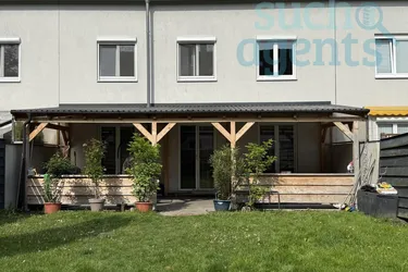 Reihenhaus mit großem Garten, Garage und vollunterkellert in ruhiger Lage