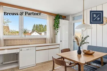 Großzügige und helle 4-Zi-Wohnung in Dornbirn in guter Lage mit 2 Balkonen, Garage &amp; Aufzug