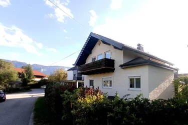 Ein- bis Zwei-Familienhaus in ländlicher Stadtrandlage direkt am Mühlbach im Ortsteil Wals/Käferheim