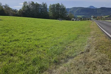Tolles Gewerbegrundstück an der A1 zu verkaufen