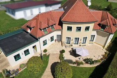 **Elegante Villa - Oberwart-Nähe**