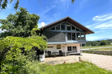 Einfamilienhaus mit Traumgarten und Sanierungspotenzial – ein Zuhause zum Gestalten