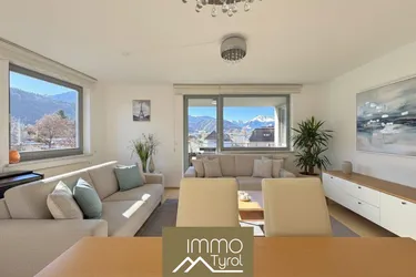 Lichtdurchflutete 4-Zimmer-Eckwohnung mit Südwestbalkon &amp; Bergblick
