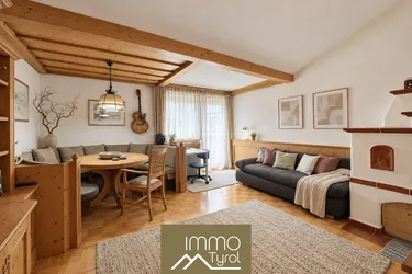 Gemütliche 3-Zimmer-Dachgeschosswohnung mit Westbalkon und Bergblick in Fritzens