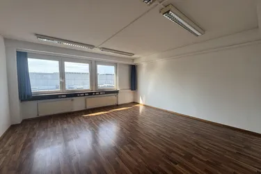 Schöne Bürofläche zur Vermietung in toller Lage nahe Linzer Hauptbahnhof!