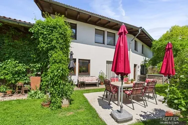 Familien(t)raum mit Garten – großzügige Doppelhaushälfte mit Vollkeller